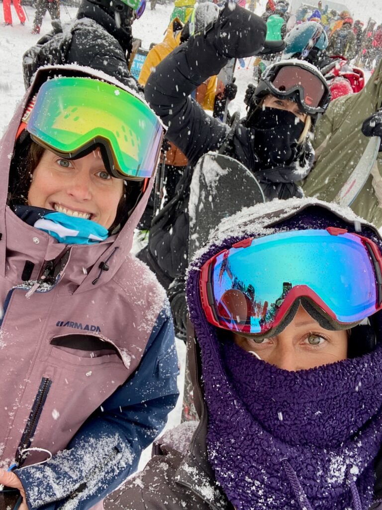 Powder Day Gilrs